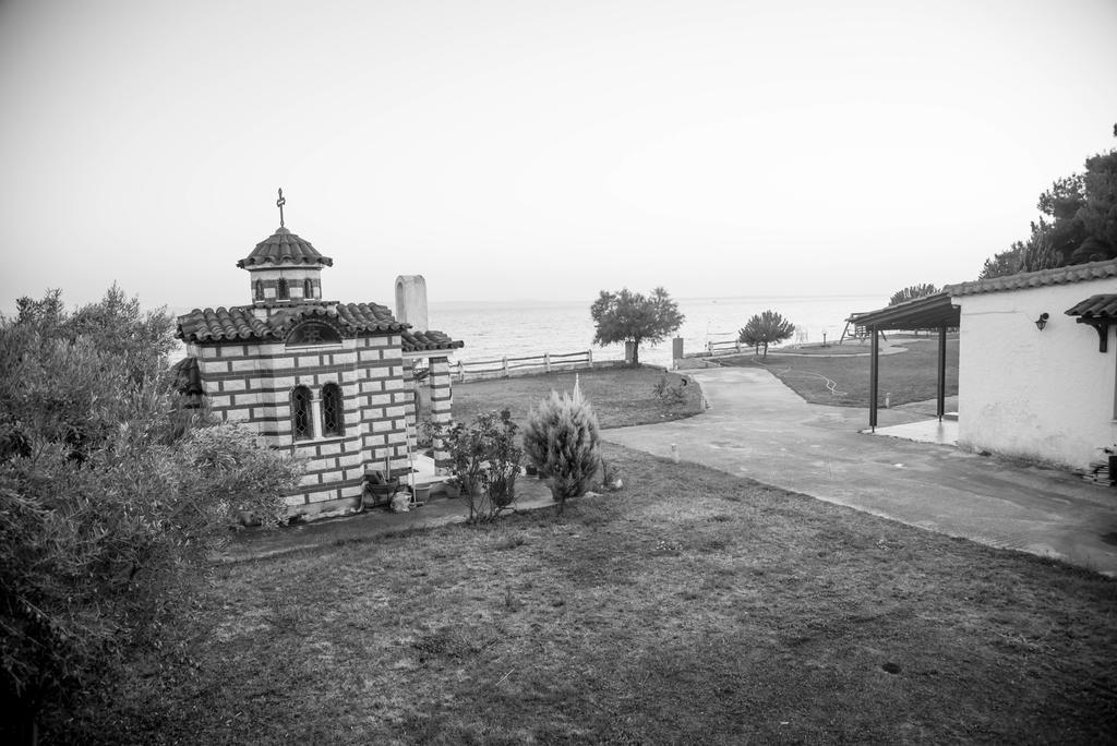 On The Wave Studios Sithonia Exterior foto